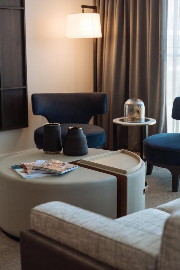 One Global Resorts Green Square Σίδνεϊ Εξωτερικό φωτογραφία A coffee table